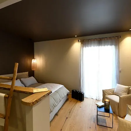 Les Loges En Provence 